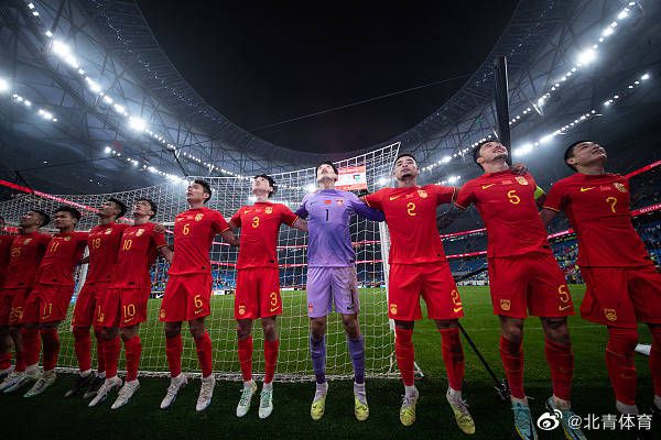 英超-利物浦2-0谢菲联 范迪克索博破门阿诺德助攻北京时间12月7日凌晨3:30，2023-24赛季英超联赛第15轮，利物浦客战谢菲尔德联队。